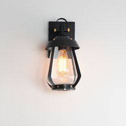 Mariner Small Outdoor Sconce